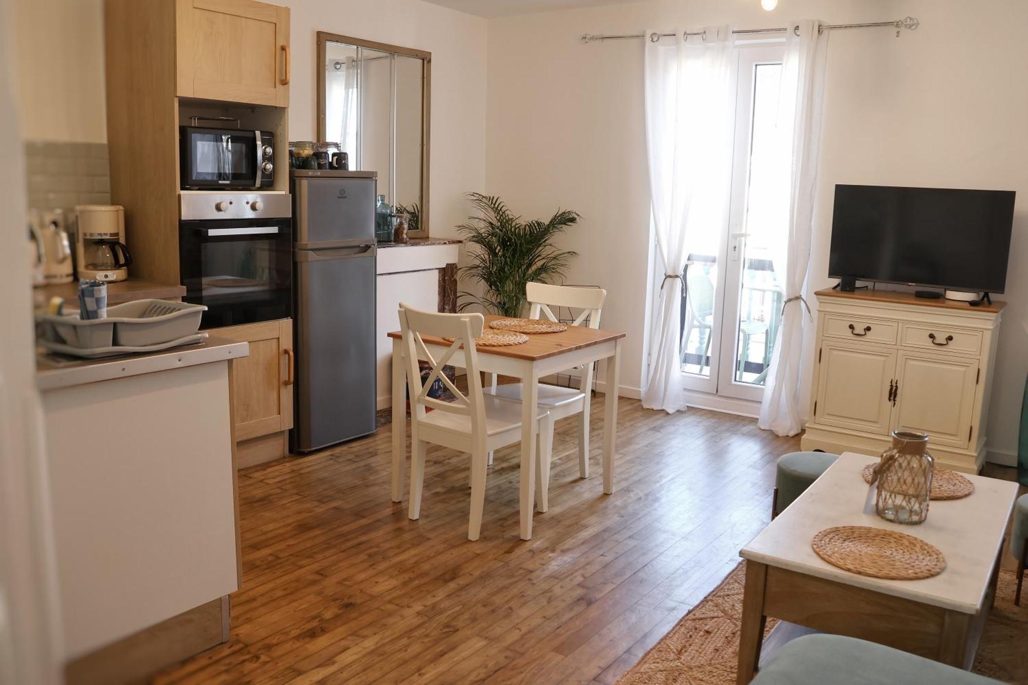 Le 8 ∙ Appartement Cosy Avec Balcon Vue Sur Mer メール・レ・バン エクステリア 写真